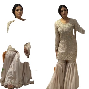 Dernier modèle de Salwar Kameez pour femme, entièrement cousu, en Faux Georgette épais, avec broderie, style haut-dupatta, pour tenue de soirée, design moderne et élégant - Product Image 1