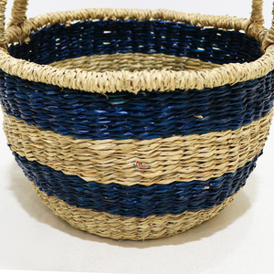 Panier de rangement rond moderne multifonction en jonc de mer rayé, tressé, écologique, fait main, avec poignées - Product Image 2