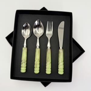 Ensemble de couverts en acier inoxydable poli miroir, vaisselle élégante pour la cuisine, les hôtels, les restaurants et la table. - Product Image 1