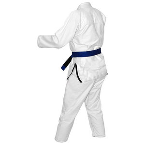 Uniforme de Karate Fabricado en Pakistán para Hombre con Tela Ligera Diseñado para Venta en Línea - Product Image 2
