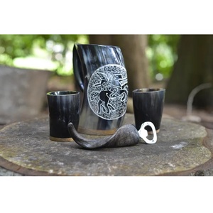 Jarra de Cuerno Grabada Personalizada para Beber Cerveza, Regalo Vikingo para Bodas y Regalos Corporativos, Disponible a Precio de Mayoreo - Product Image 1