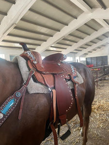 Hecho a mano de cuero genuino Western Trail Riding Antique Saddle Beads Inglés Equitación Disponible a granel al por mayor - Product Image 3