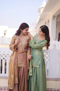 Traje Salwar Tradicional Indio para Mujer, Material Fendy Crush con Bordado de Lentejuelas Zari, Traje Sharara para Boda - Product Image 6