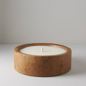 Portavelas Redondo de Madera con Cera Blanca para Decoración del Hogar - Product Image 1