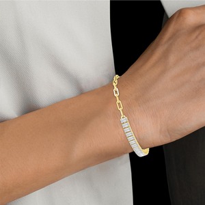 Luminous 8.31 ctw Emerald Shape Lab Created Diamond Paperclip Bracelet 14K Yellow Gold - Product Image 4