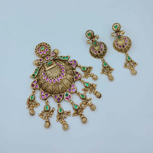 Beautiful Pota Stone and Pearl Pendant <b>Necklace</b> Set for Women Ethnic Designer Jewellery with <b>Matching</b> Earrings - Product Image 1