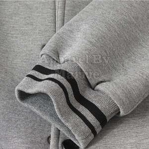 Chaqueta Varsity de Invierno para Hombre con Diseño Clásico, Forro Suave y Ajuste Cómodo, Perfecta para Uso Casual - Product Image 6