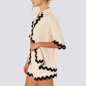Nouvel ensemble décontracté pour femme : chemise ondulée contrastante et short deux pièces - Product Image 3