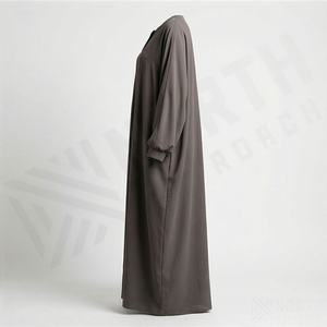 ชุดอาบายะห์แบบเรียบง่ายทรงหลวม แขนยาว ผ้าโพลีเอสเตอร์ สำหรับผู้หญิง ขายส่งจำนวนมาก เสื้อผ้าแฟชั่น - Product Image 3