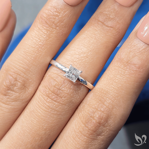 แหวนเพชรทรงปรินเซสคัท 0.50 กะรัต เพชรเลี้ยงในห้องปฏิบัติการ ทอง 10K รับรองโดย IGI แหวนเพชรเม็ดเดี่ยวแบบซ่อนรัศมี สำหรับผู้หญิง - Product Image 4