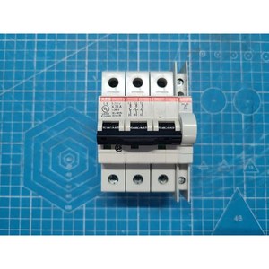 เบรกเกอร์ขนาดเล็ก2CDS253001R0204 S203U-K20A ABB ใช้เป็นชิ้นส่วนอุปกรณ์เซมิคอนดักเตอร์แบบดั้งเดิม - Product Image 1
