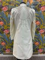 Sherwani pour homme à motif géométrique asymétrique, orné de perles de verre argentées, col mandarin, tenue de cérémonie pour mariage et soirée