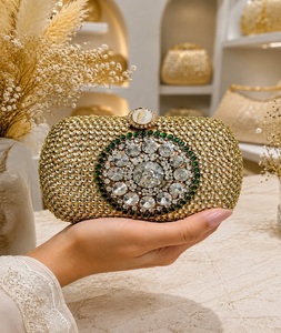 Mini Bolso de Mano Kundan de Latón Hecho a Mano con Forma Personalizada, Baño de Oro y Cierre de Hebilla con Diamantes para Eventos Nocturnos de Moda - Product Image 5