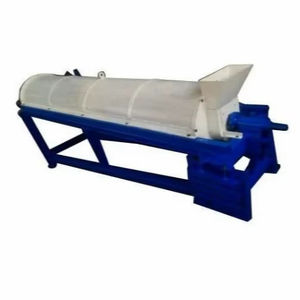 Sécheuse industrielle en plastique robuste, capacité 200 kg/heure, 440 V, 8 kW, garantie 1 an, haute économie d'énergie - Product Image 1