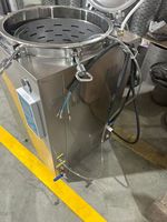 Stérilisateur automatique vertical avancé Junmu à bain-marie pour sachets souples scellés et emballages liquides