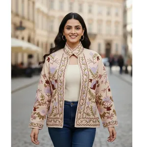 Veste en coton crème pour femmes, brodée Suzani, florale, bohème, ethnique, faite à la main, vintage, décontractée - Product Image 2