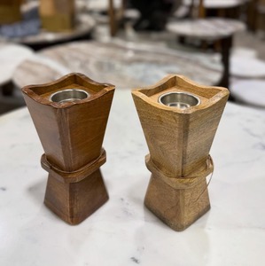 Brûleur d'encens Oud Indien Arabe Traditionnel de Luxe de Haute Qualité, Mabkhara en Bois de Santal, Personnalisable pour la Maison et les Cérémonies Religieuses du Ramadan - Product Image 1
