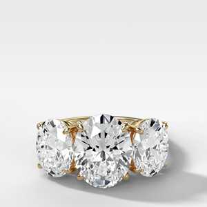 แหวนหมั้นเพชรทรงรีสั่งทำพิเศษ ทอง 14k เงิน 925 น้ำหนัก 4.5 กะรัต ประดับเพชรสามเม็ดแบบทริโลจี สำหรับวันครบรอบ พร้อมใบรับรอง GIA - Product Image 1