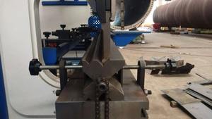 Presse plieuse hydraulique CNC pour tôles d'aluminium et d'acier - Product Image 5