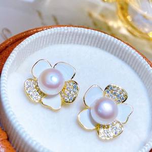 Ensemble de bijoux en perles d'eau douce faites à la main, boucles d'oreilles en forme de fleur tridimensionnelle + bague avec tempérament - Product Image 3