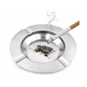 Cendrier en métal de qualité supérieure, durable, coupe-vent, pour l'intérieur et l'extérieur, utilisation sur table, décoration intérieure - Product Image 1