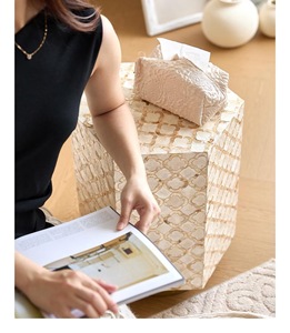 Mesa con Incrustaciones de Hueso de ILAHI, Diseño Moderno con Detalles de Ágata, Almacenamiento Portátil, Muebles para el Hogar - Product Image 1