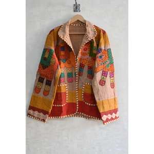 Chaqueta Vintage Khambadiya con Diseño de Elefante Bordado en Algodón, Abrigo Étnico Bohemio Hecho a Mano para Mujer - Product Image 1