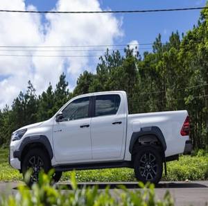 Camion tracteur poids lourd commercial 6x4 avec cabine couchette diesel pour la distribution de marchandises - Product Image 6