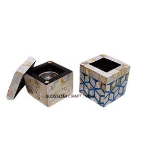 Brûleur Mubkhar Bakhoor moderne en incrustation d'os avec incrustation de nacre Encensoir en bois fabriqué à la main pour la vente au détail de luxe à Dubaï et Ksa - Product Image 5