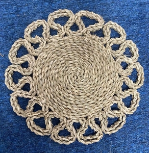 Mantel Individual Redondo de Pasto Marino Clásico Premium, Tejido a Mano, Natural, Ecológico, Aislante del Calor, Decoración para Mesa de Comedor - Product Image 5