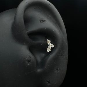 Timeless Flower <b>Garland</b> Diamond Ear Crawler Stud In 14K Gold For Elegant Jewelry Styling - Product Image 4