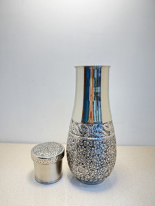 Premium Antique Silver Plated Bedside Carafe Jar 1500ml Embossed Floral Pattern Metal Water Carafe Luxury Wellness Drinkware <b>Set</b> - Product Image 3