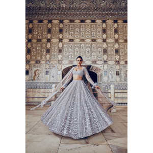 Lehenga Choli scintillant de créateur pour les tenues de soirée ou les robes de cocktail - Product Image 4