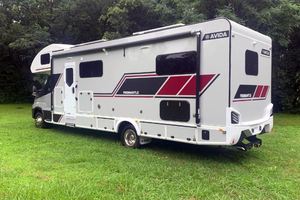 Camping-cars de luxe d'extérieur par Fremantle C9214SL à vendre - Product Image 2