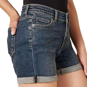 Shorts en jean taille haute pour femme avec cinq poches, délavage stonewashed, coupe droite, style décontracté, ourlet retroussé - Product Image 1
