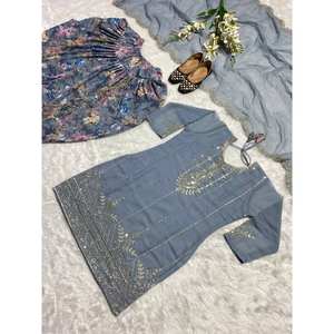 Conjunto de Fiesta para Mujer de Diseñador, Top Elegante, Dhoti, Salwar, Dupatta - Product Image 4