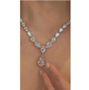 Collier pendentif en moissanite taille poire, argent 925, bijoux de luxe pour femme, serti griffe, forme goutte d'eau - Product Image 4
