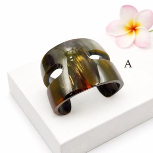 Brazalete de Cuerno de Búfalo Natural Hecho a Mano, Brazalete de Cuerno Natural, Brazalete Ancho de Estilo Moderno, Joyería de Cuerno de Búfalo, Regalos - Product Image 6