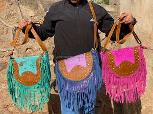 Nouveau élégant femmes à la mode métallisé fourrure daim cuir frange sac à bandoulière Logo vente chaude baril en forme de bandoulière sacs à main - Product Image 3