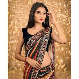 Robe de soirée imprimée numérique de créateur-Party Wear Saree - Product Image 4