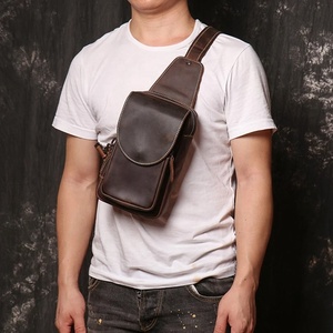 Bolso Bandolera Unisex de Moda Vintage Personalizable al por Mayor, de Cuero Genuino con Cierre, Anti-Robo y Anti-Bacteriano - Product Image 2