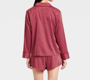 Conjunto de pijama con logotipo personalizado, ropa de dormir de satén para mujer, camiseta de pijama de manga larga, conjunto de pijama de dos piezas, pijama de satén, suave y cómodo - Product Image 3