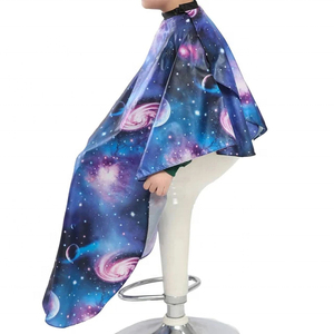 Cape de coiffure professionnelle RAMAFHH MEDAX Galaxy Print à manches longues en pongé, résistante à l'eau et confortable pour la coupe de cheveux en salon - Product Image 1