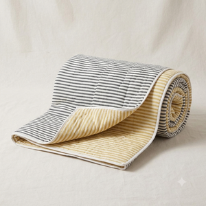 Cubrecama Reversible RIDHI con Rayas Artesanales, Algodón Azul y Amarillo, Estampado a Mano, Ecológico, Orgánico, Moderno, Fácil de Lavar a Máquina - Product Image 1
