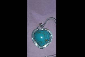 Colgante de Corazón de Plata de Ley con Turquesa y Cadena, Joyería Artesanal con Piedras Preciosas, Diseño Elegante para Mujer, Venta al por Mayor - Product Image 5