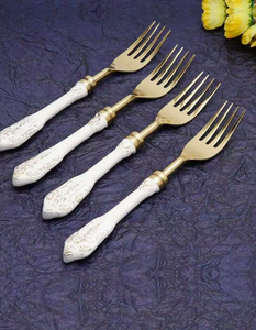 Juego de cubiertos de lujo Noble con textura pulida sedosa y forma de mango elegante para un estilo de comedor sofisticado. - Product Image 1