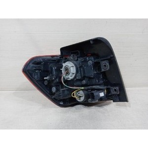 ไฟท้ายรถคาร์นิวัลมือสอง ขวา รุ่น 92402A9500 - Product Image 5