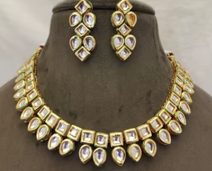 High Quality Traditional Kundan Jewelry <b>Set</b> with <b>Pearl</b> Work Elegant Statement <b>Earrings</b> Ideal for Bride Wedding - Product Image 2