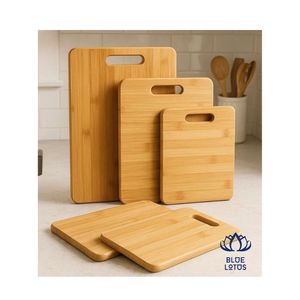 Tabla de Cortar de Madera de Primera Calidad 2026, Construcción Duradera para Cortar Carne y Servir Pan, Acabado Liso, Calidad Confiable - Product Image 1