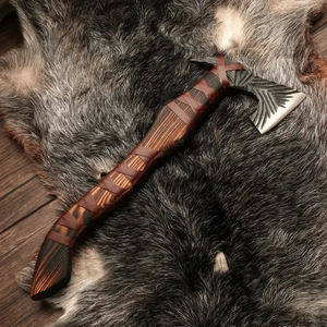 Hache Tomahawk LEGACY BLADES avec manche en bois gravé de qualité supérieure, lame en acier au carbone, hache de plein air fabriquée à la main, fournisseur d'usine en gros - Product Image 2